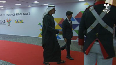 Registrao da chegada da delegação dos Emirados Árabes ao Brics Brasil