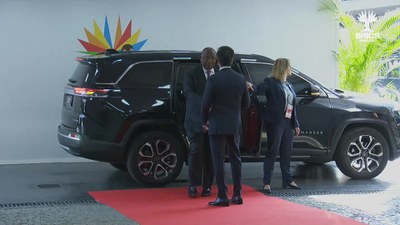 Registrao da chegada da delegação da África do Sul ao Brics Brasil