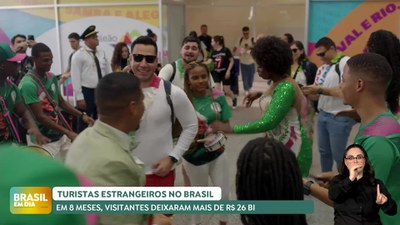 Brasil em Dia – 27/09/24 – Turistas estrangeiros deixaram mais de R$ 26 bi no Brasil em oito meses