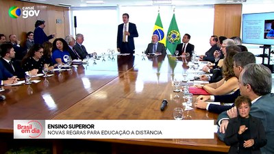 Brasil em Dia - 20/5/2025 - Cursos como medicina e psicologia deverão ser feitos apenas no formato presencial
