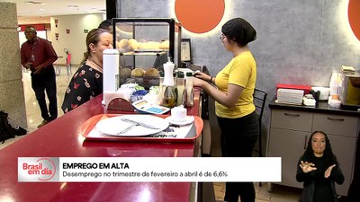 Brasil em Dia - 30/5/2025 -  Desemprego no trimestre encerrado em abril é o menor da série histórica