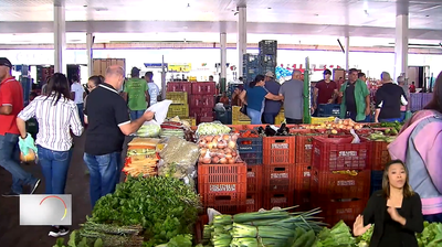 Alimentos têm deflação pelo segundo mês seguido