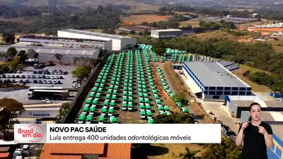 Lula entrega 400 unidades odontológicas móveis para atender 1,4 milhão de pessoas