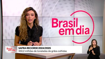 Brasil colhe safra recorde de grãos