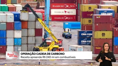 Receita Federal apreende dois navios com combustíveis em investigação de sonegação
