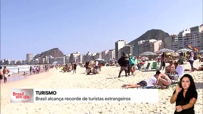 Brasil alcança recorde de turistas estrangeiros