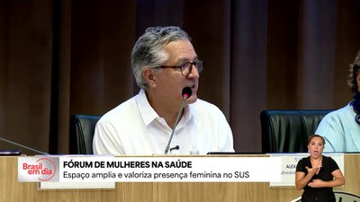 Acesso a absorventes pelo SUS fica mais simples