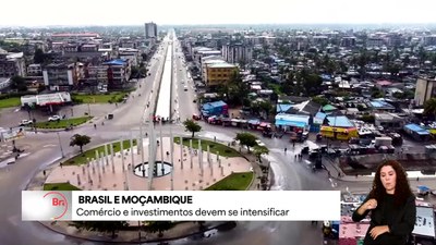 Presidente faz visita oficial a Moçambique