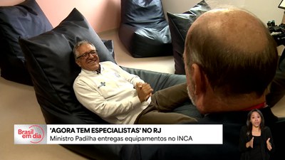 Agora Tem Especialistas: no RJ, ministério entrega equipamentos no Inca