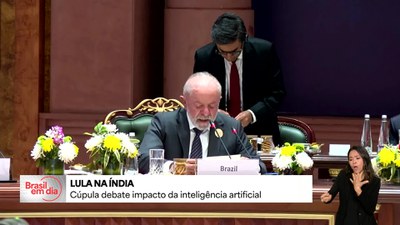 Na Índia, Lula alerta para perigos de conteúdos falsos que colocam em risco a democracia