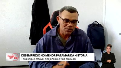 Desemprego é o menor da história e rendimento atinge recorde em janeiro