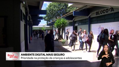 ECA Digital entra em vigor com regras para internet mais segura para crianças e adolescentes