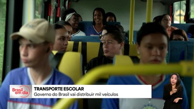 Governo do Brasil começa distribuição de 1 mil ônibus escolares em todas as regiões