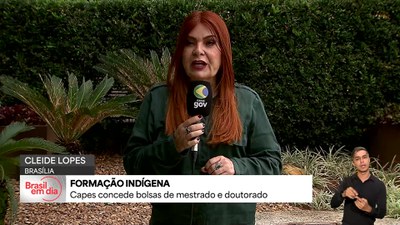 Pós-graduação da Capes concede bolsas a estudantes indígenas