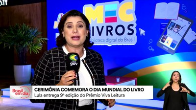 Presidente Lula participa de cerimônia do Dia do Livro e entrega Prêmio Vivaleitura