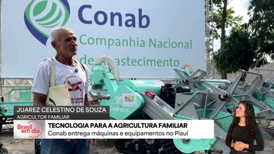 Conab entrega máquinas e equipamentos no Piauí