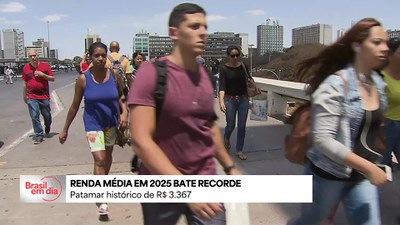IBGE: renda média do brasileiro alcança maior valor da série histórica
