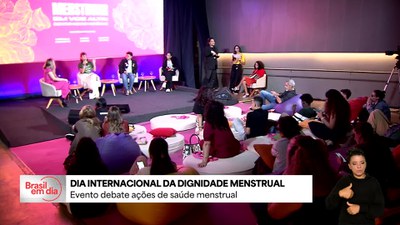 Dia Internacional da Dignidade menstrual: Governo do Brasil distribui absorventes a milhões de brasileiras