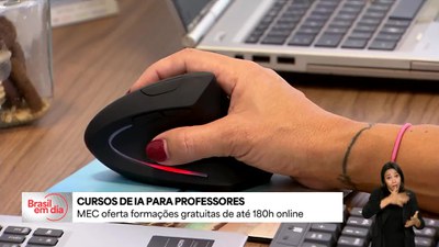 Professores podem realizar cursos gratuitos de Inteligência Artificial